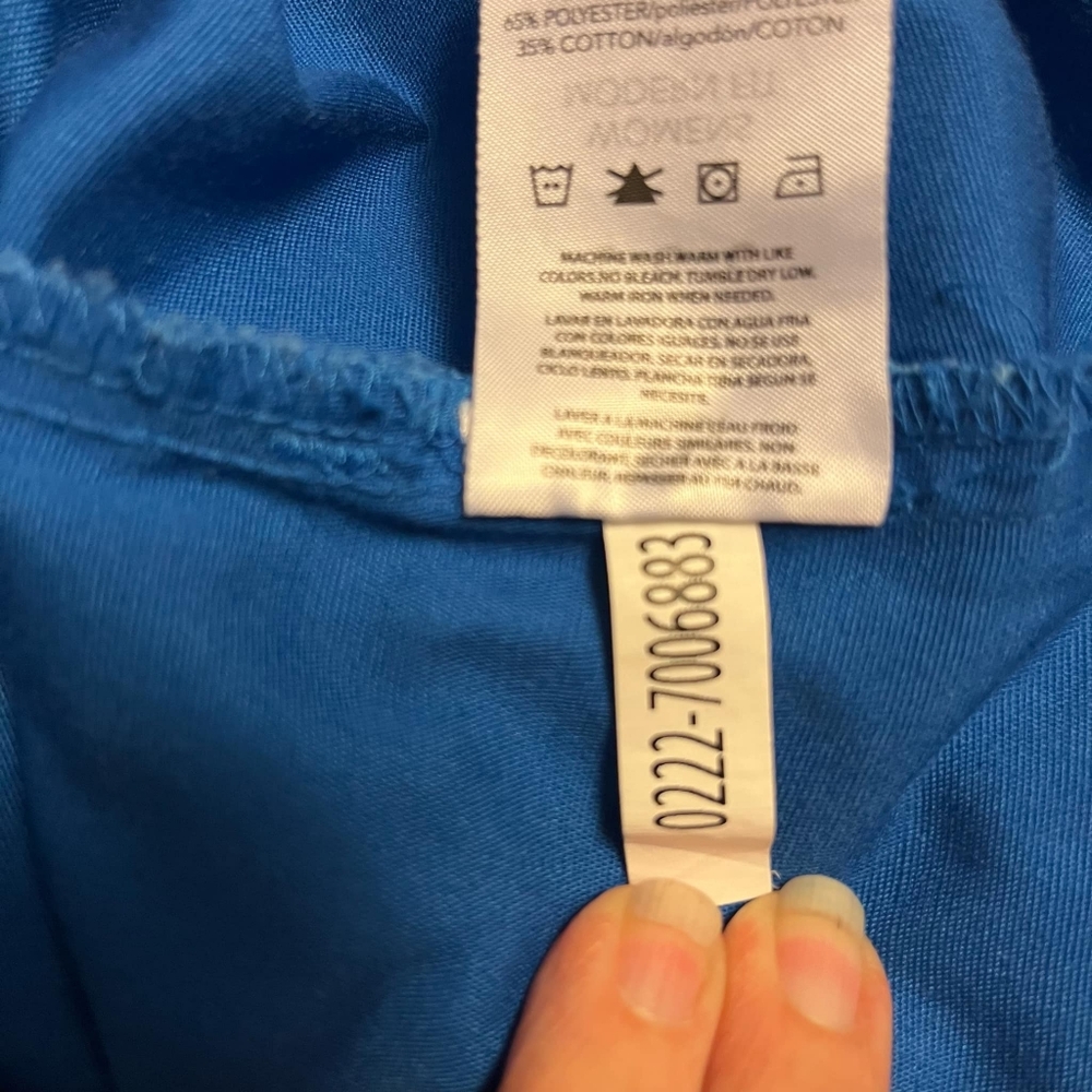 Wink Origins Women's The Bravo V-Neck Top #6016 in Royal Blue - Picture 12 of 12